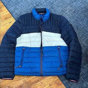 REDUCED!Men’s Tommy Hilfiger Navy and Blue Colorblock Puffer Jacket. Used gently